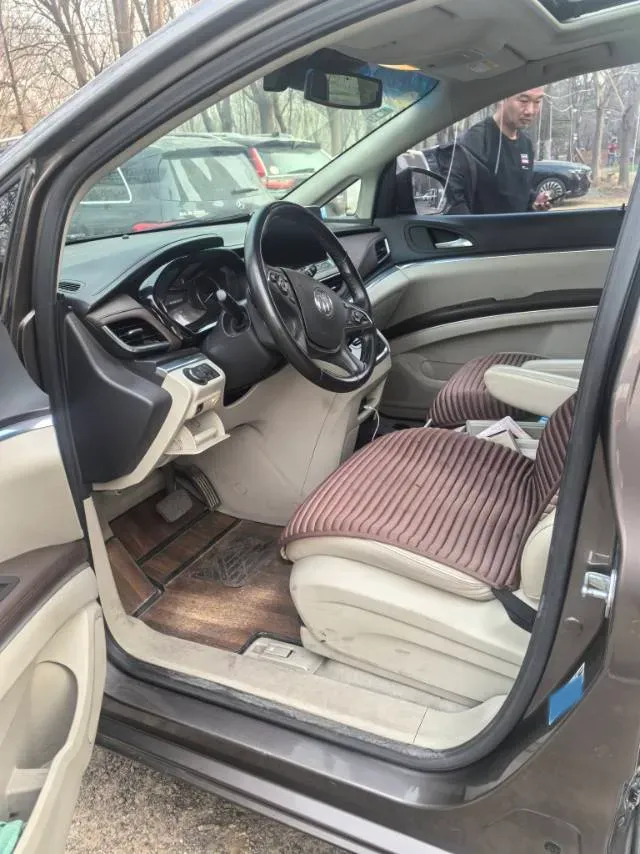 2020 Buick GL8 2.0T 237HP L4 9AT,autocango,china used car exporter,china ev exporter,chinese used car exporter,chinese used ev exporter