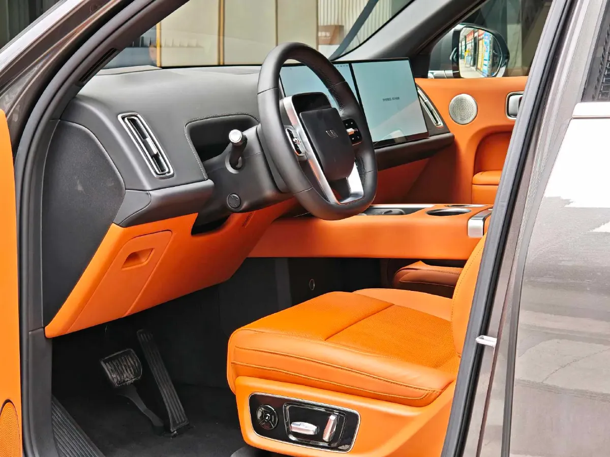 2024 Li L9 Range Extended 154HP REEV 52.3KWH,autocango,china used car exporter,china ev exporter,chinese used car exporter,chinese used ev exporter