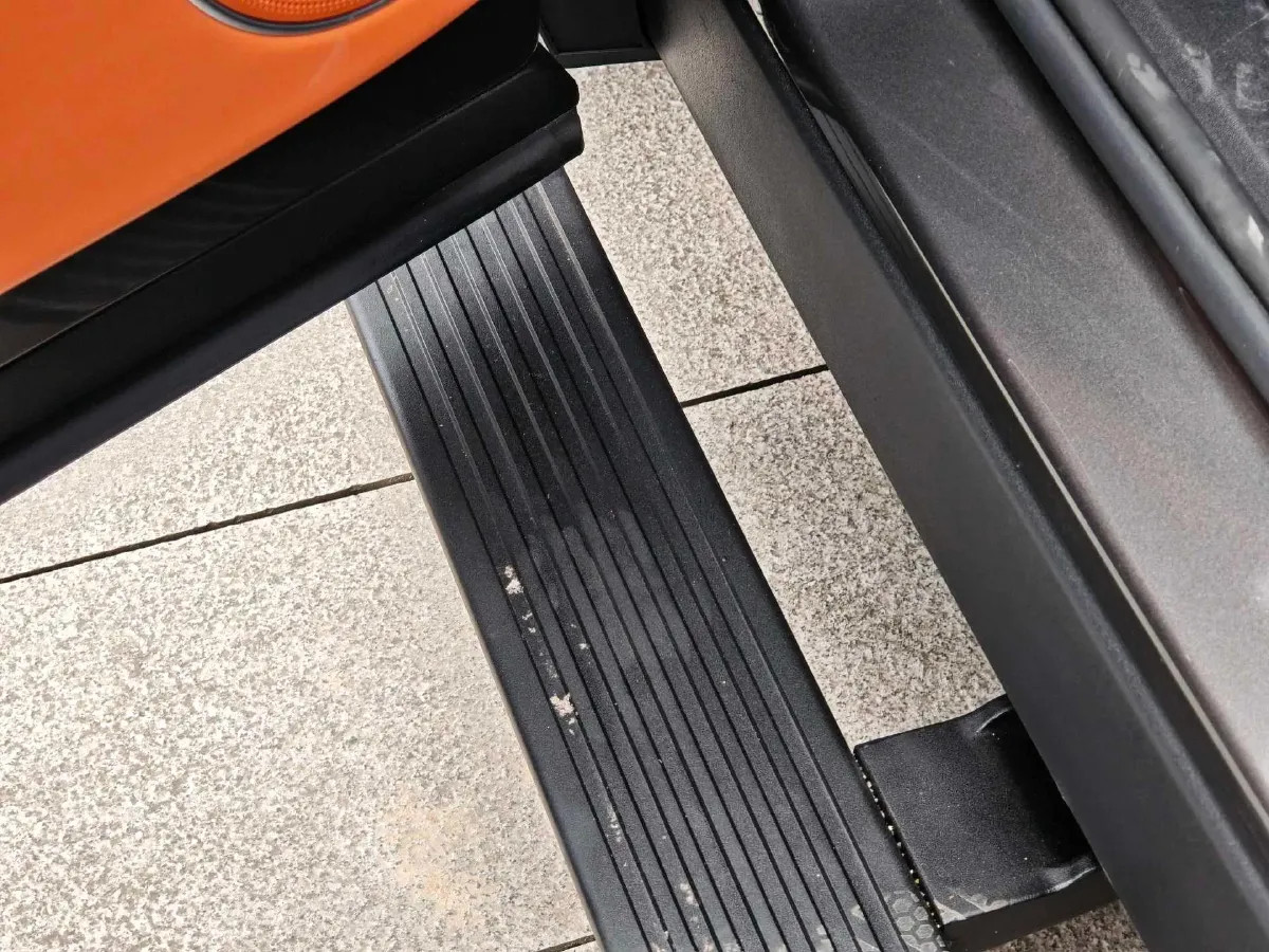 2024 Li L9 Range Extended 154HP REEV 52.3KWH,autocango,china used car exporter,china ev exporter,chinese used car exporter,chinese used ev exporter