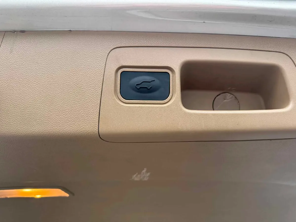 2018 Buick GL8 2.0T 260HP L4 6AT,autocango,china used car exporter,china ev exporter,chinese used car exporter,chinese used ev exporter