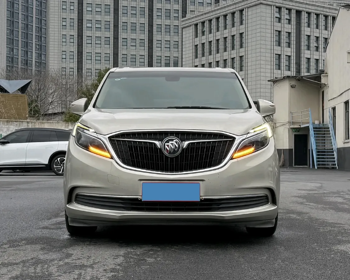 2018 Buick GL8 2.0T 260HP L4 6AT,autocango,china used car exporter,china ev exporter,chinese used car exporter,chinese used ev exporter
