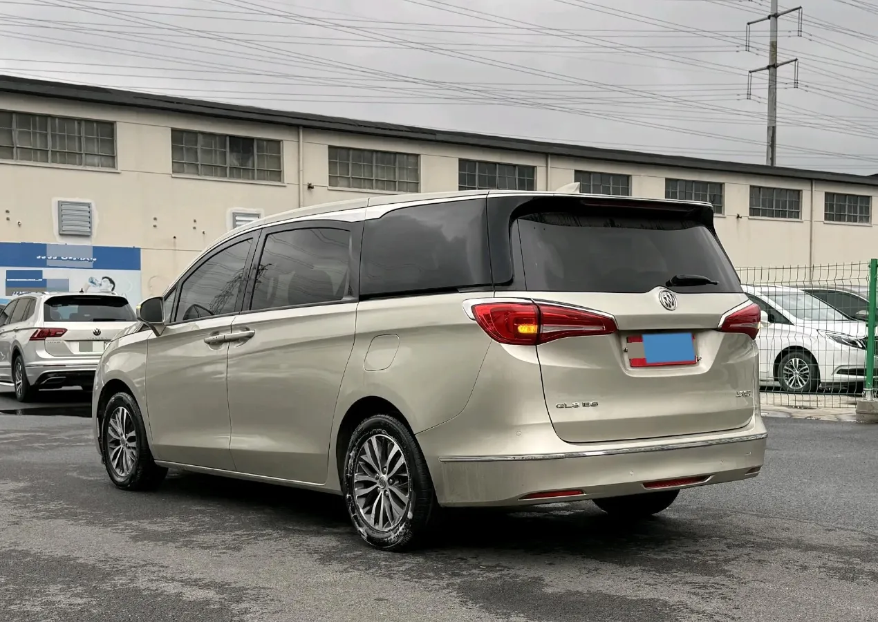 2018 Buick GL8 2.0T 260HP L4 6AT,autocango,china used car exporter,china ev exporter,chinese used car exporter,chinese used ev exporter