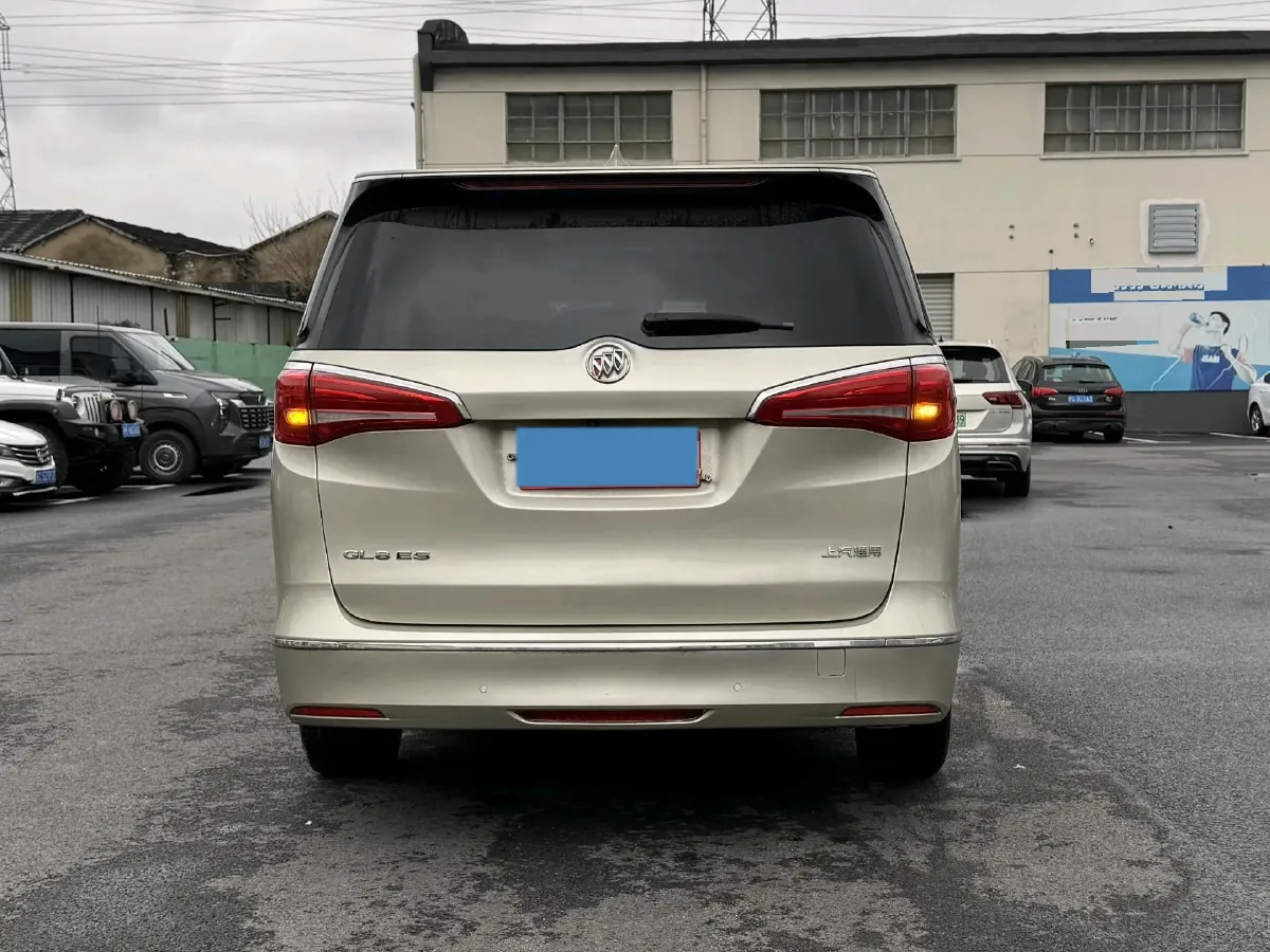 2018 Buick GL8 2.0T 260HP L4 6AT,autocango,china used car exporter,china ev exporter,chinese used car exporter,chinese used ev exporter