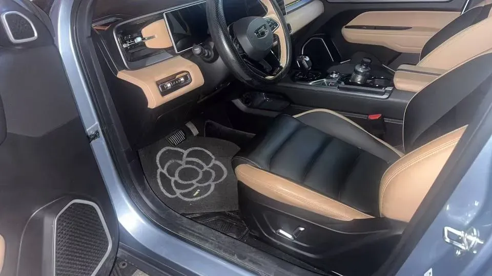 2023 Geely ICON 1.5T 181HP L4 7DCT,autocango,china used car exporter,china ev exporter,chinese used car exporter,chinese used ev exporter