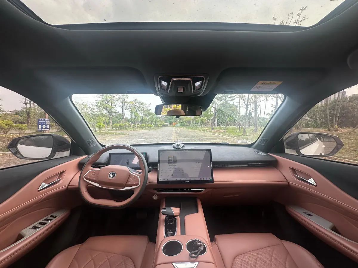 2024 ChangAn UNI-Z 1.5L 98HP L4 E-CVT PHEV 18.4KWH,autocango,china used car exporter,china ev exporter,chinese used car exporter,chinese used ev exporter