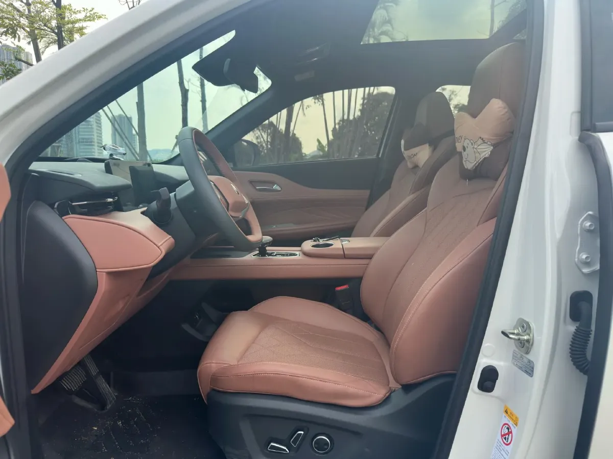 2024 ChangAn UNI-Z 1.5L 98HP L4 E-CVT PHEV 18.4KWH,autocango,china used car exporter,china ev exporter,chinese used car exporter,chinese used ev exporter