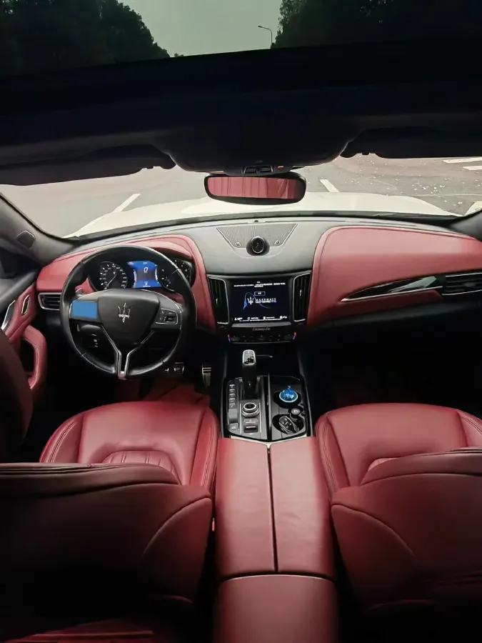 2019 Maserati Levante 3.0T 350HP V6 8AT,autocango,china used car exporter,china ev exporter,chinese used car exporter,chinese used ev exporter