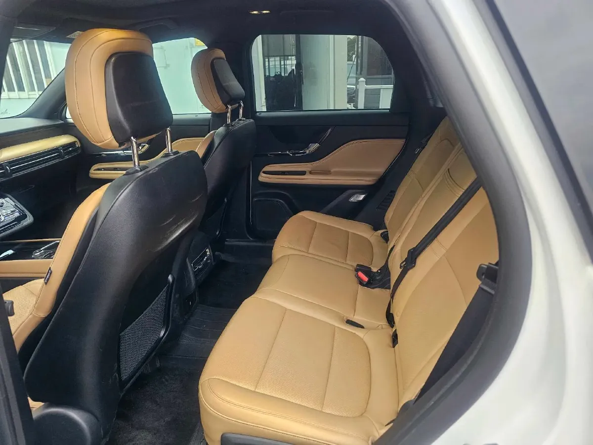 2022 Lincoln Corsair 2.0T 245HP L4 8AT,autocango,china used car exporter,china ev exporter,chinese used car exporter,chinese used ev exporter