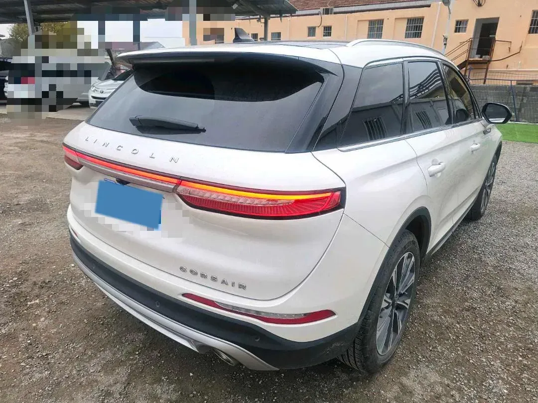 2022 Lincoln Corsair 2.0T 245HP L4 8AT,autocango,china used car exporter,china ev exporter,chinese used car exporter,chinese used ev exporter