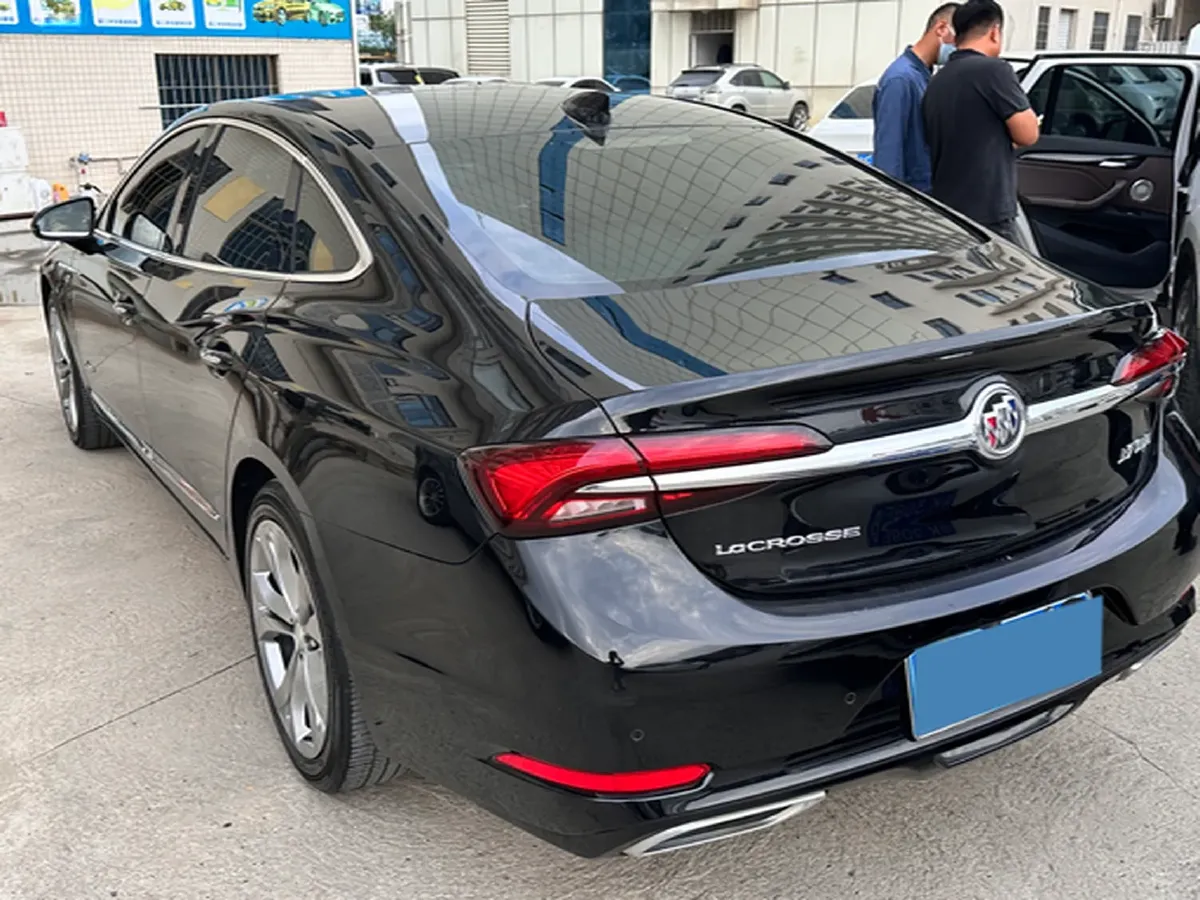 2021 Buick Larcosse 2.0T 237HP L4 9AT,autocango,china used car exporter,china ev exporter,chinese used car exporter,chinese used ev exporter