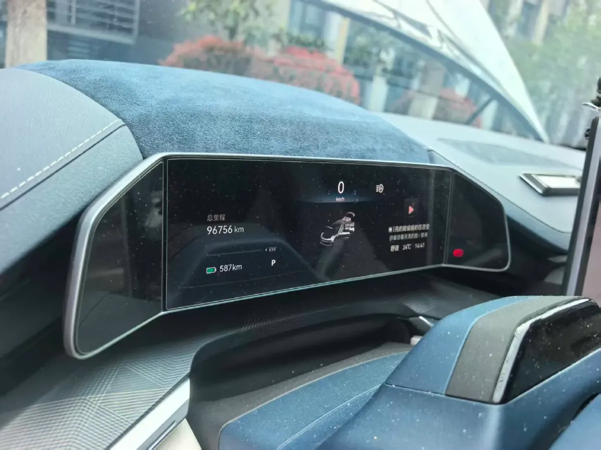 2022 Zeekr 001 BEV 100KWH,autocango,china used car exporter,china ev exporter,chinese used car exporter,chinese used ev exporter