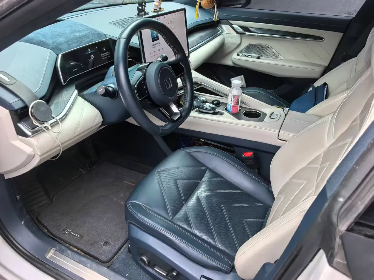 2022 Zeekr 001 BEV 100KWH,autocango,china used car exporter,china ev exporter,chinese used car exporter,chinese used ev exporter