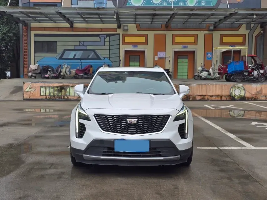 2020 Cadillac XT4 2.0T 241HP L4 9AT,autocango,china used car exporter,china ev exporter,chinese used car exporter,chinese used ev exporter