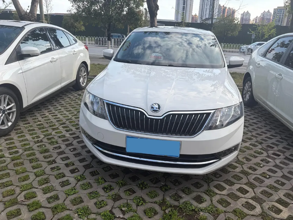 2018 Skoda Rapid 1.6L 110HP L4 5MT,autocango,china used car exporter,china ev exporter,chinese used car exporter,chinese used ev exporter