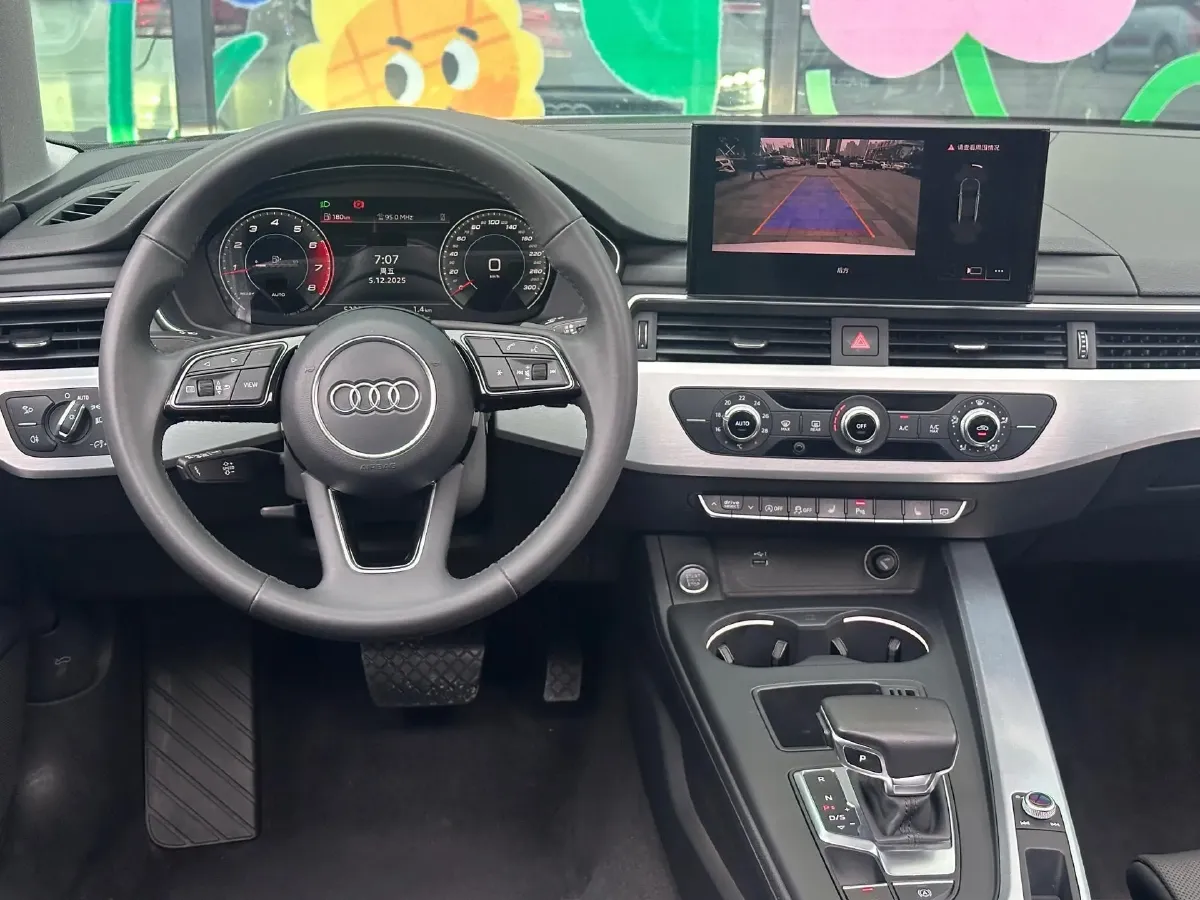 2020 Audi A4L 2.0T 190HP L4 7DCT,autocango,china used car exporter,china ev exporter,chinese used car exporter,chinese used ev exporter