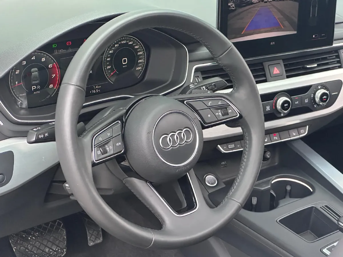 2020 Audi A4L 2.0T 190HP L4 7DCT,autocango,china used car exporter,china ev exporter,chinese used car exporter,chinese used ev exporter