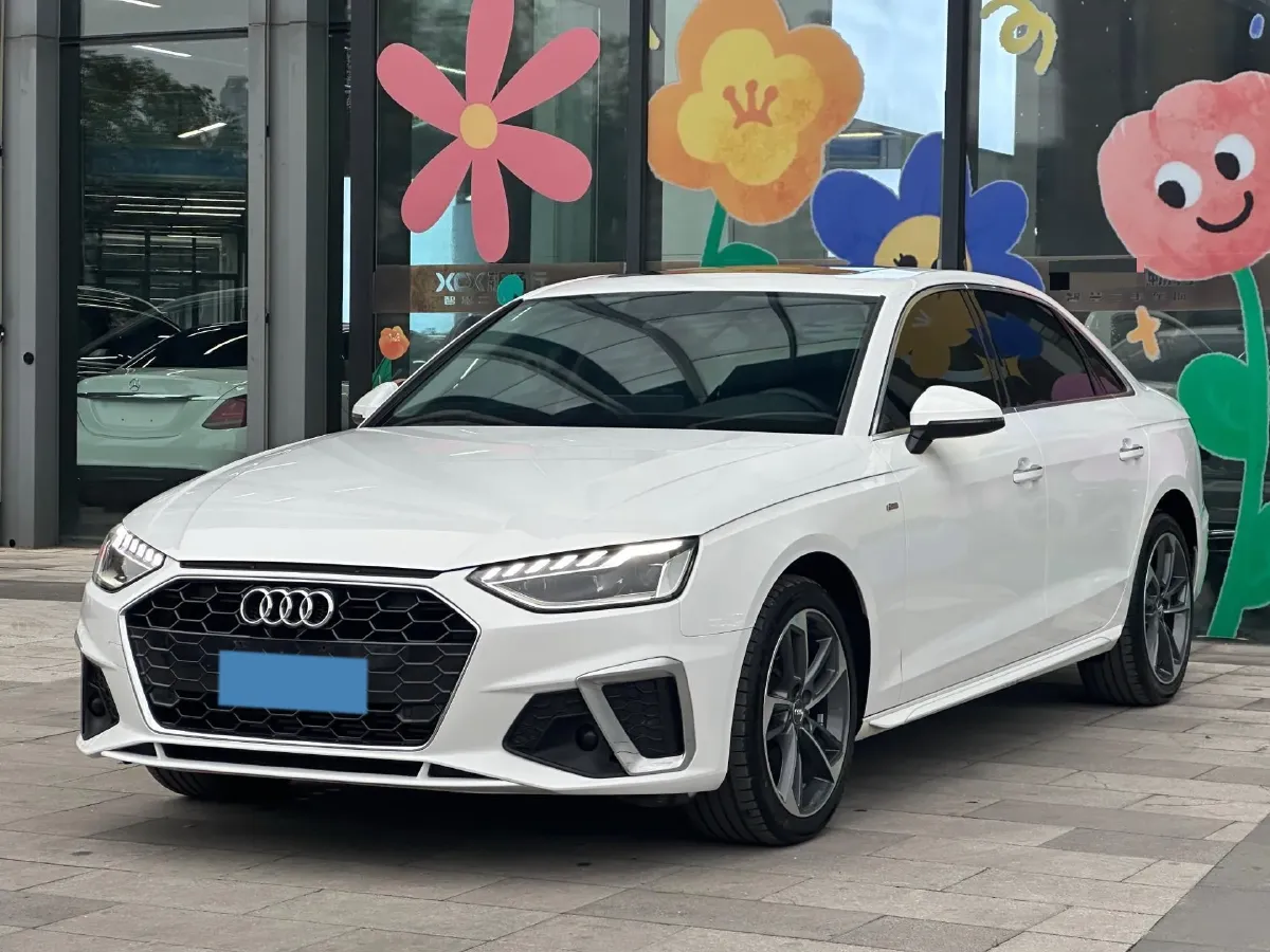 2020 Audi A4L 2.0T 190HP L4 7DCT,autocango,china used car exporter,china ev exporter,chinese used car exporter,chinese used ev exporter