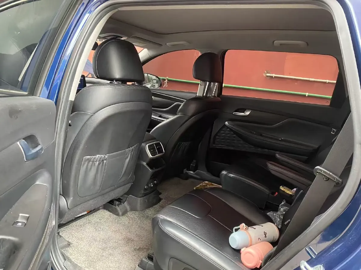 2021 Hyundai Custo 2.0T 236HP L4 8AT,autocango,china used car exporter,china ev exporter,chinese used car exporter,chinese used ev exporter