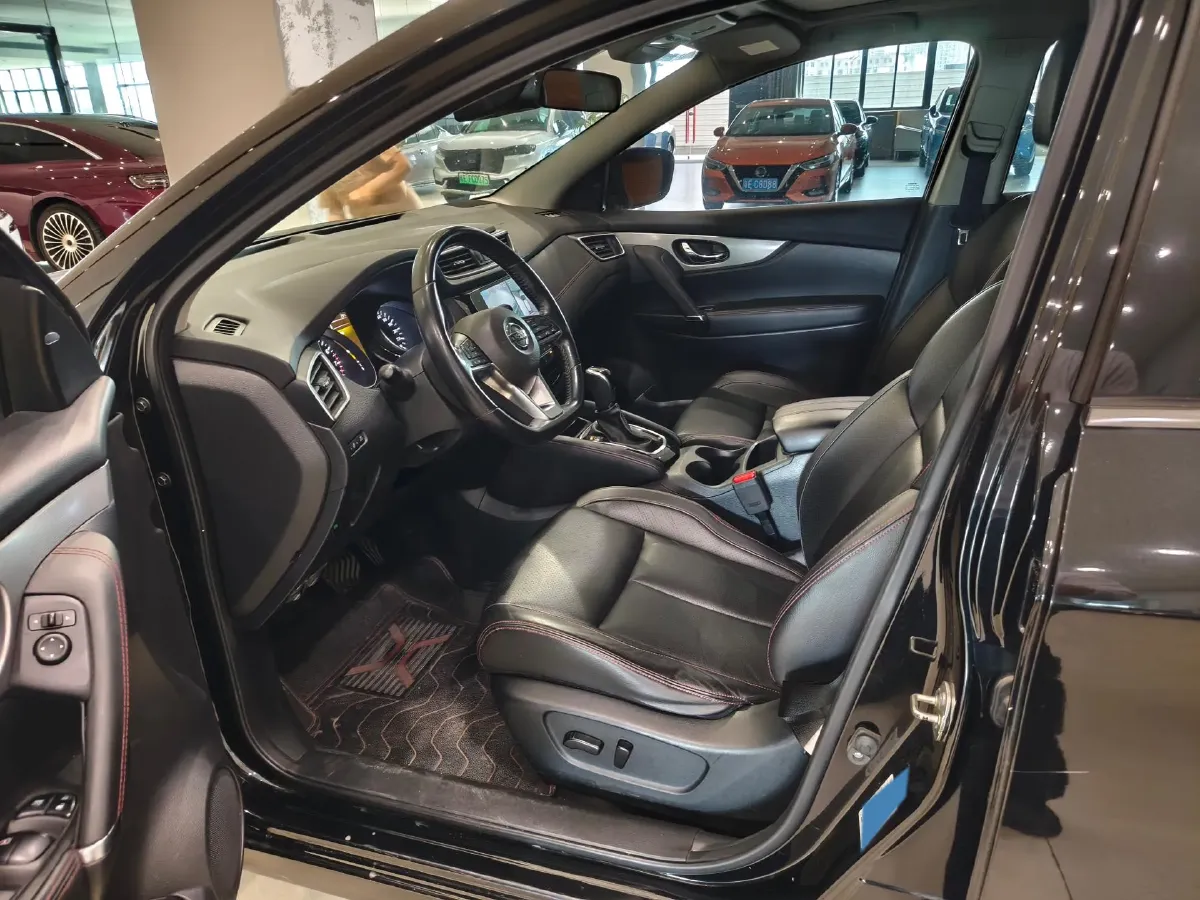 2021 Nissan Qashqai 2.0L 151HP L4 CVT,autocango,china used car exporter,china ev exporter,chinese used car exporter,chinese used ev exporter