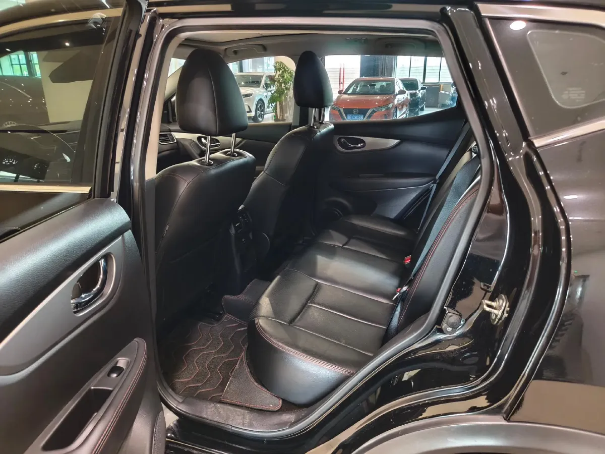 2021 Nissan Qashqai 2.0L 151HP L4 CVT,autocango,china used car exporter,china ev exporter,chinese used car exporter,chinese used ev exporter