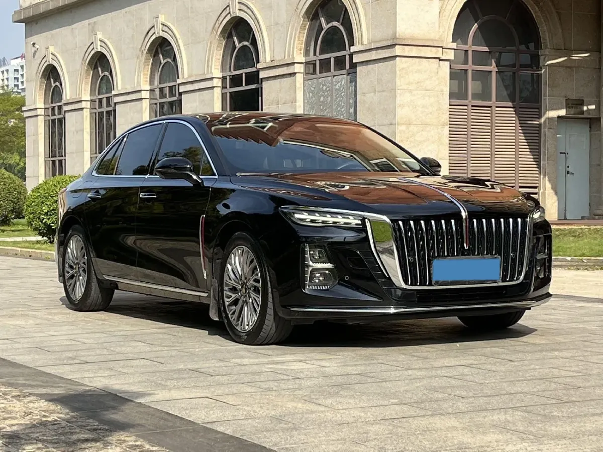 2023 HongQi H5 2.0T 224HP L4 8AT,autocango,china used car exporter,china ev exporter,chinese used car exporter,chinese used ev exporter