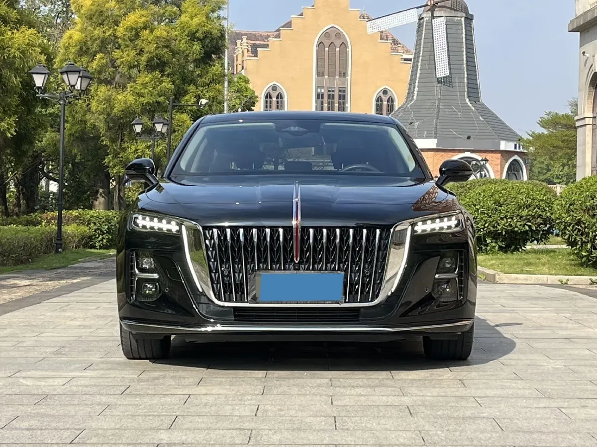 2023 HongQi H5 2.0T 224HP L4 8AT,autocango,china used car exporter,china ev exporter,chinese used car exporter,chinese used ev exporter