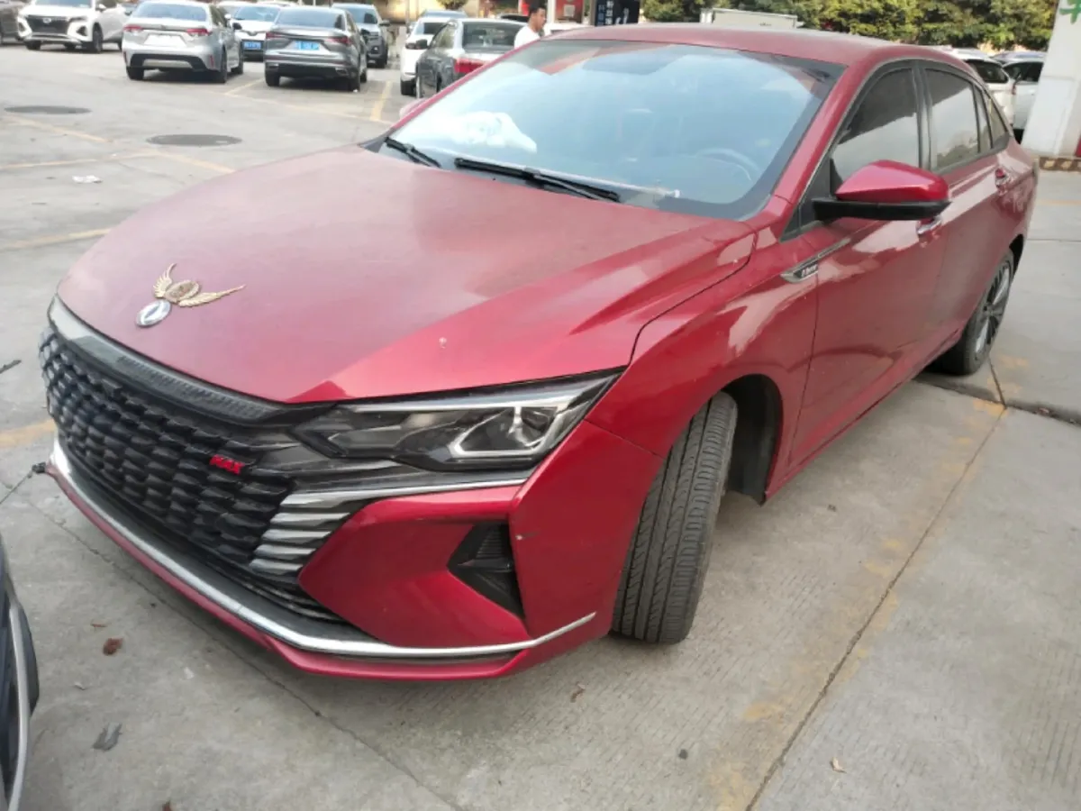 2021 DongFeng Aeolus YiXuan MAX 1.5T 190HP L4 7DCT,autocango,china used car exporter,china ev exporter,chinese used car exporter,chinese used ev exporter