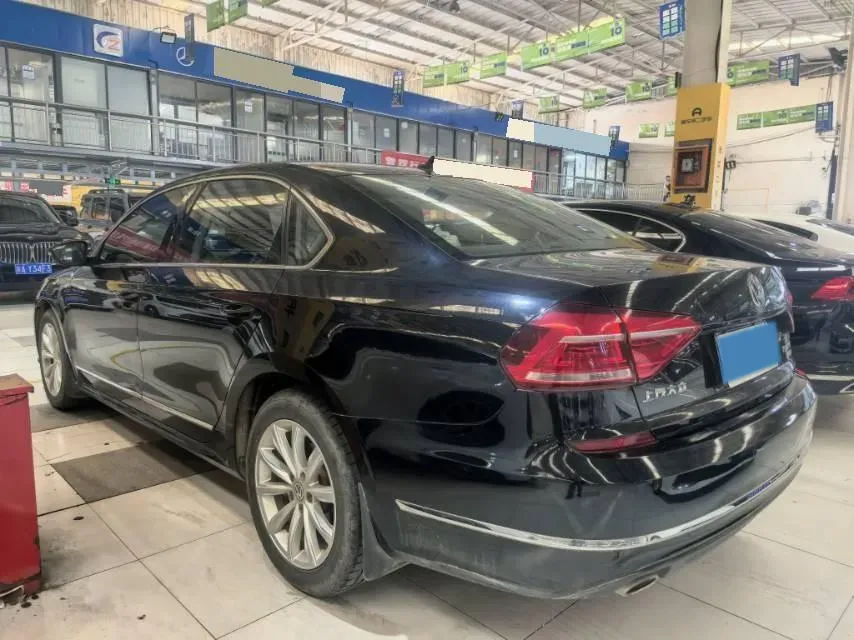 2017 Volkswagen Passat 1.8T 180HP L4 7DCT,autocango,china used car exporter,china ev exporter,chinese used car exporter,chinese used ev exporter