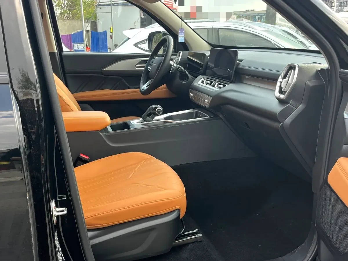 2025 Haval H5 2.0T 224HP L4 8AT,autocango,china used car exporter,china ev exporter,chinese used car exporter,chinese used ev exporter