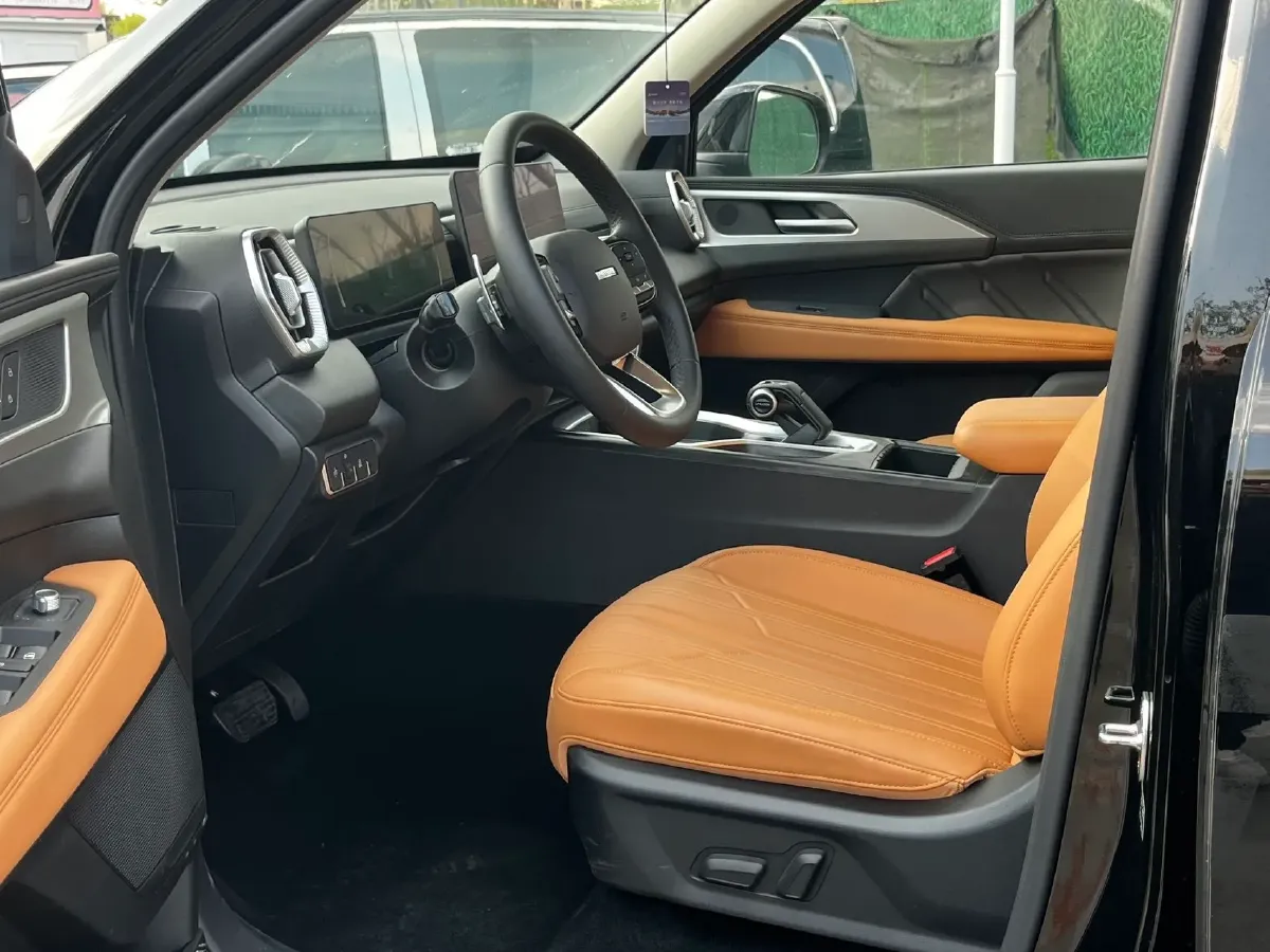 2025 Haval H5 2.0T 224HP L4 8AT,autocango,china used car exporter,china ev exporter,chinese used car exporter,chinese used ev exporter