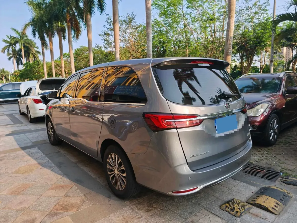 2021 Buick GL8 2.0T 237HP L4 9AT,autocango,china used car exporter,china ev exporter,chinese used car exporter,chinese used ev exporter