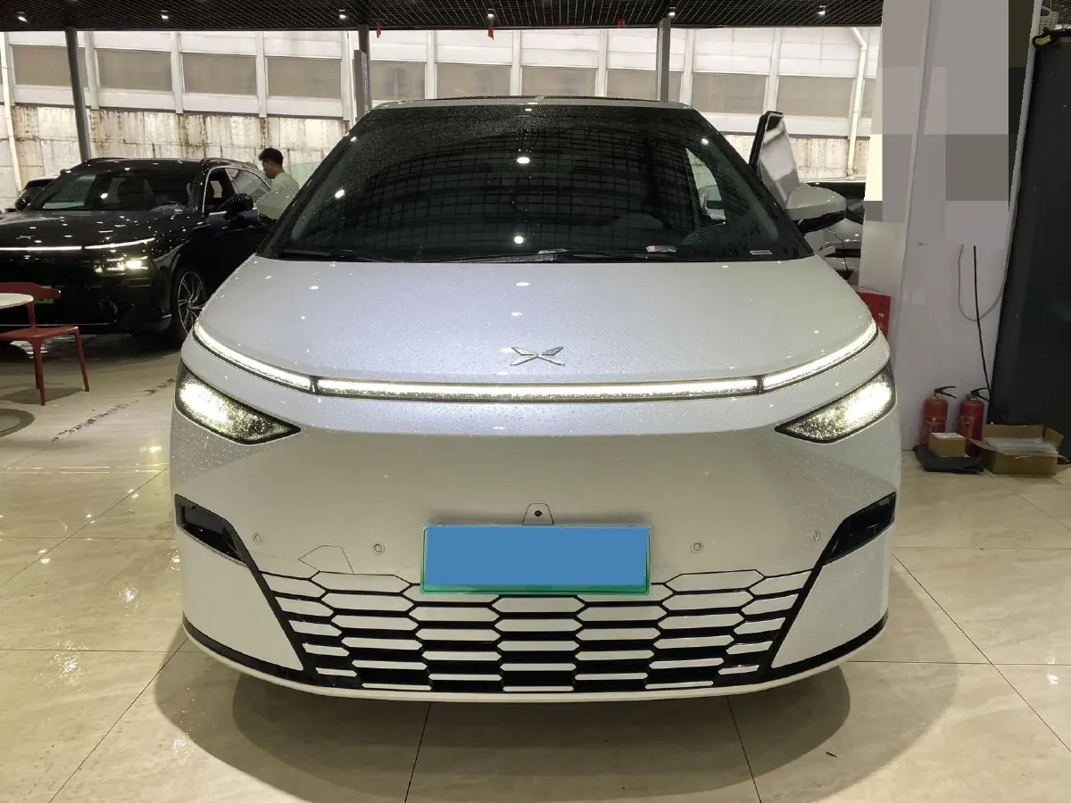 2024 Xpeng X9 BEV 101.5KWH,autocango,china used car exporter,china ev exporter,chinese used car exporter,chinese used ev exporter