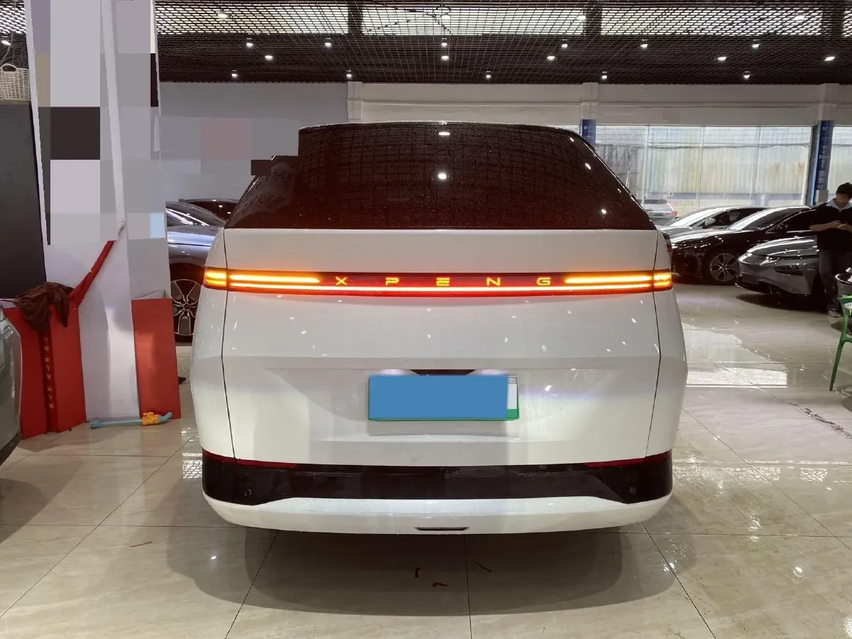 2024 Xpeng X9 BEV 101.5KWH,autocango,china used car exporter,china ev exporter,chinese used car exporter,chinese used ev exporter