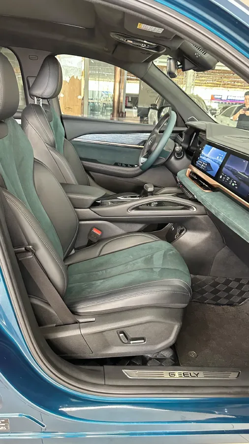 2021 Geely Monjaro 2.0T 238HP L4 8AT,autocango,china used car exporter,china ev exporter,chinese used car exporter,chinese used ev exporter