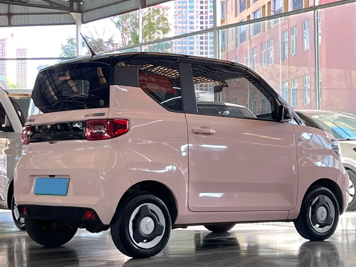 2022 WuLing HongGuang MINI EV BEV 9KWH,autocango,china used car exporter,china ev exporter,chinese used car exporter,chinese used ev exporter