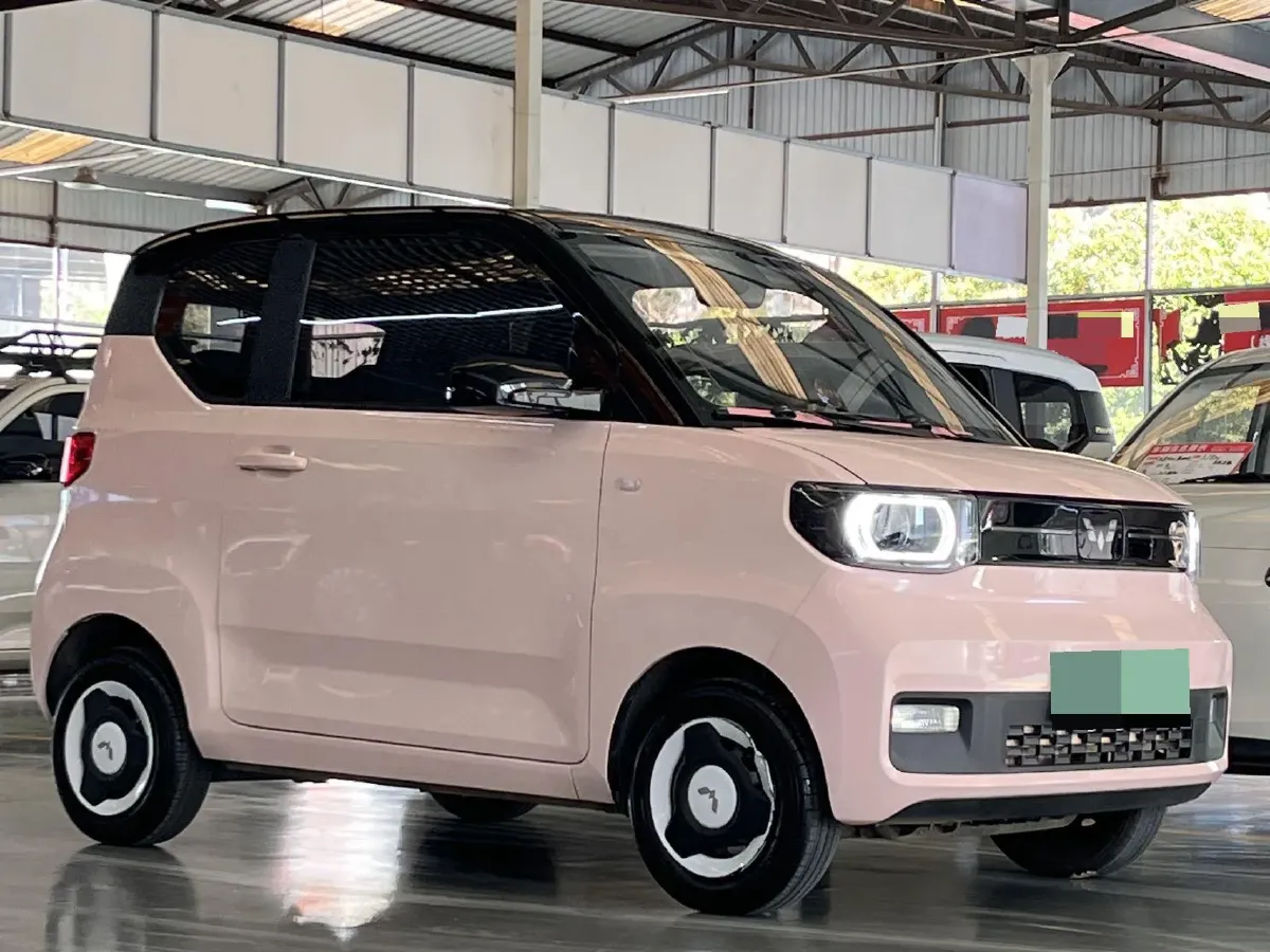 2022 WuLing HongGuang MINI EV BEV 9KWH,autocango,china used car exporter,china ev exporter,chinese used car exporter,chinese used ev exporter