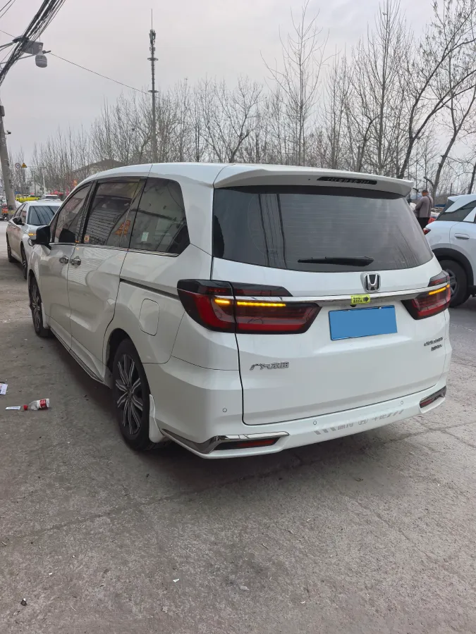 2022 Honda Odyssey 2.0L 146HP L4 E-CVT Hybrid,autocango,china used car exporter,china ev exporter,chinese used car exporter,chinese used ev exporter