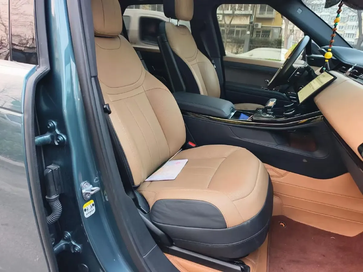 2023 Land Rover Range Rover Sport 3.0T 400HP L6 8AT,autocango,china used car exporter,china ev exporter,chinese used car exporter,chinese used ev exporter