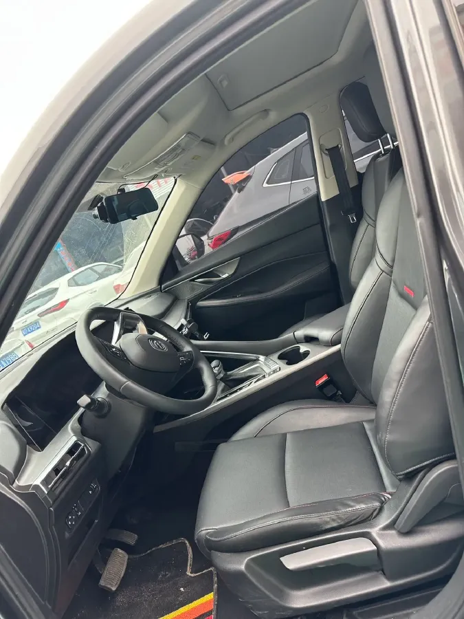 2021 ChangAn CS35 Plus 1.4T 160HP L4 7DCT,autocango,china used car exporter,china ev exporter,chinese used car exporter,chinese used ev exporter