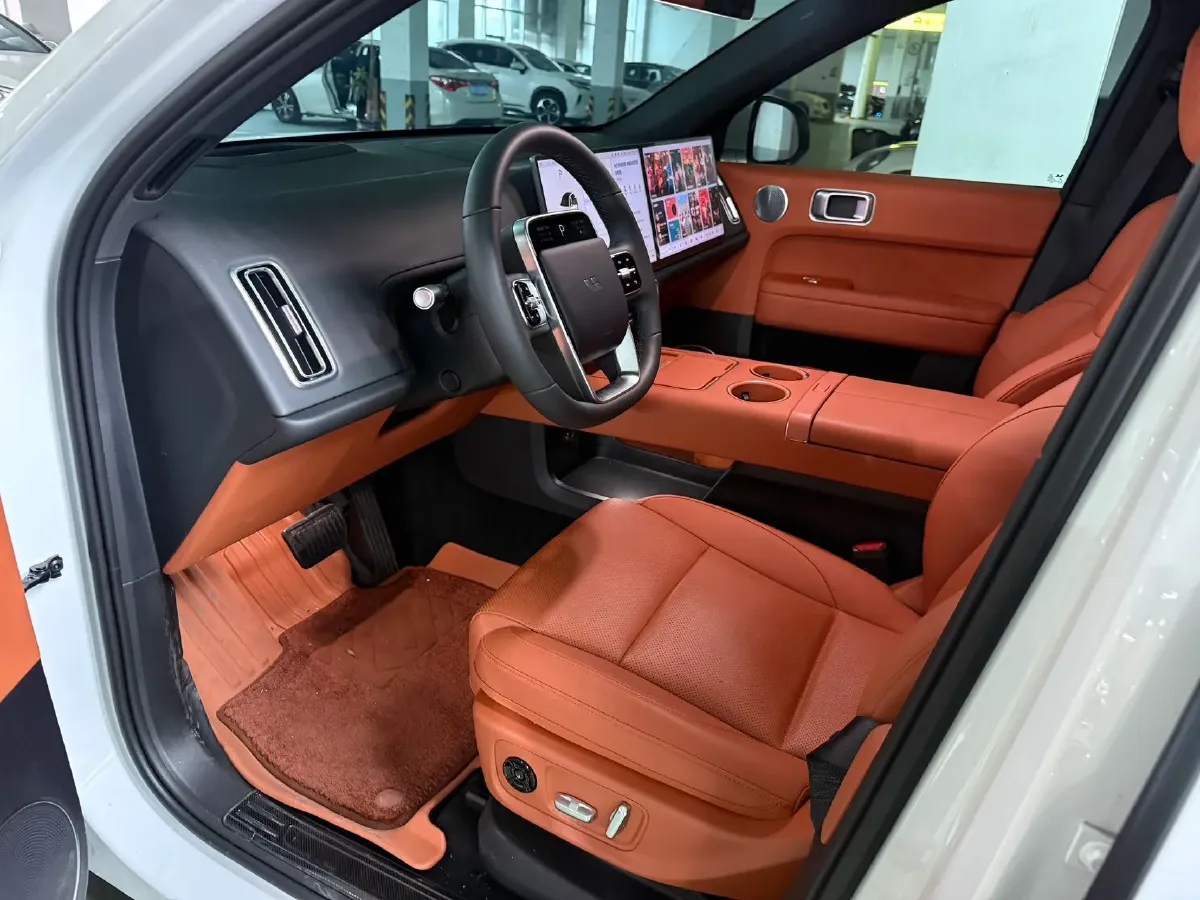 2025 Li L6 Range Extended 154HP L4 REEV,autocango,china used car exporter,china ev exporter,chinese used car exporter,chinese used ev exporter