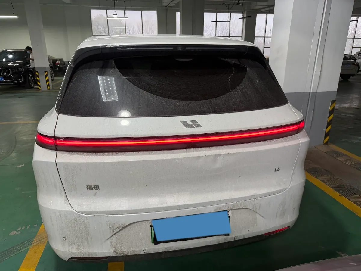 2025 Li L6 Range Extended 154HP L4 REEV,autocango,china used car exporter,china ev exporter,chinese used car exporter,chinese used ev exporter