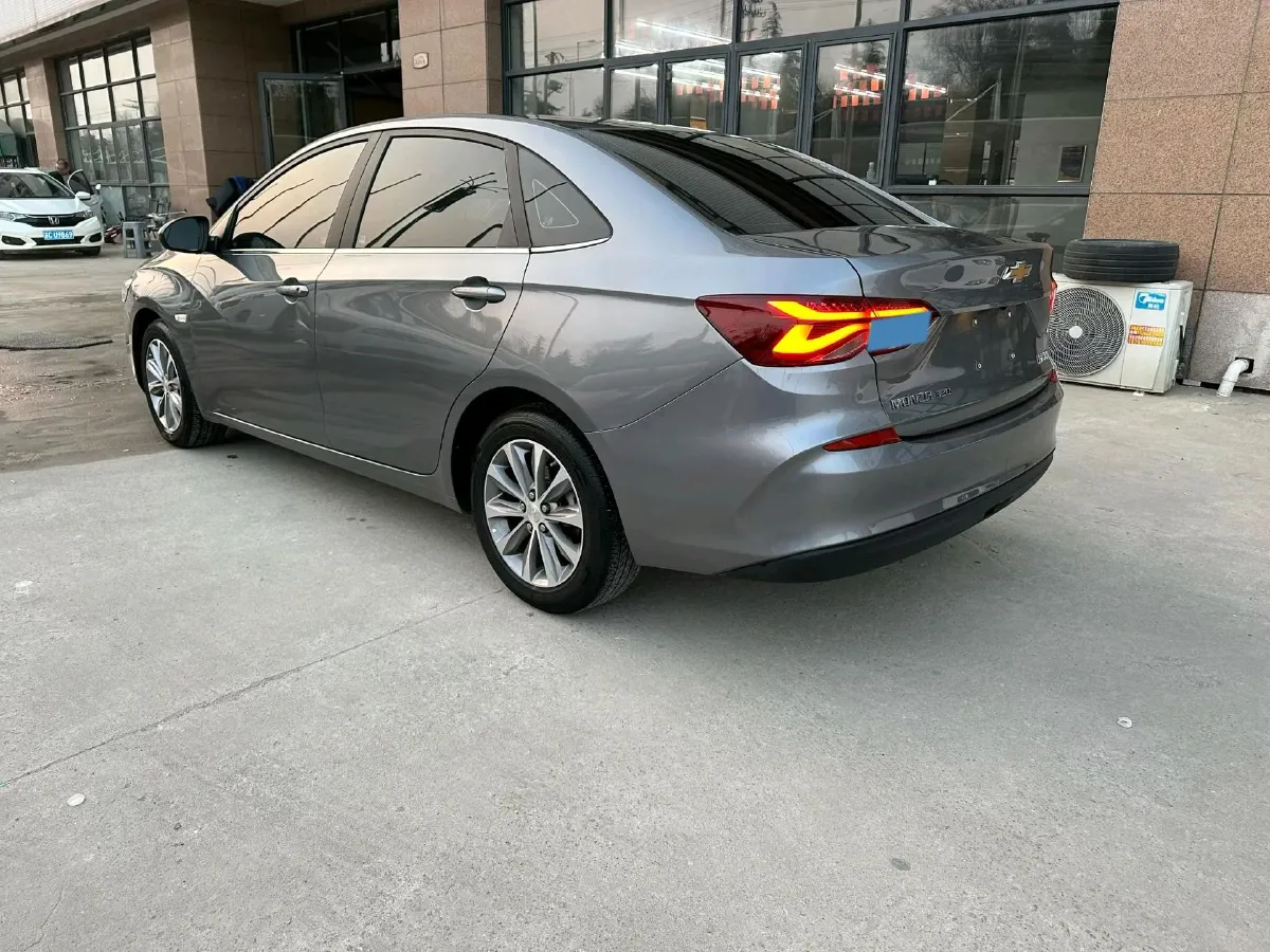 2022 Chevrolet Monza 1.5L 113HP L4 6AT,autocango,china used car exporter,china ev exporter,chinese used car exporter,chinese used ev exporter