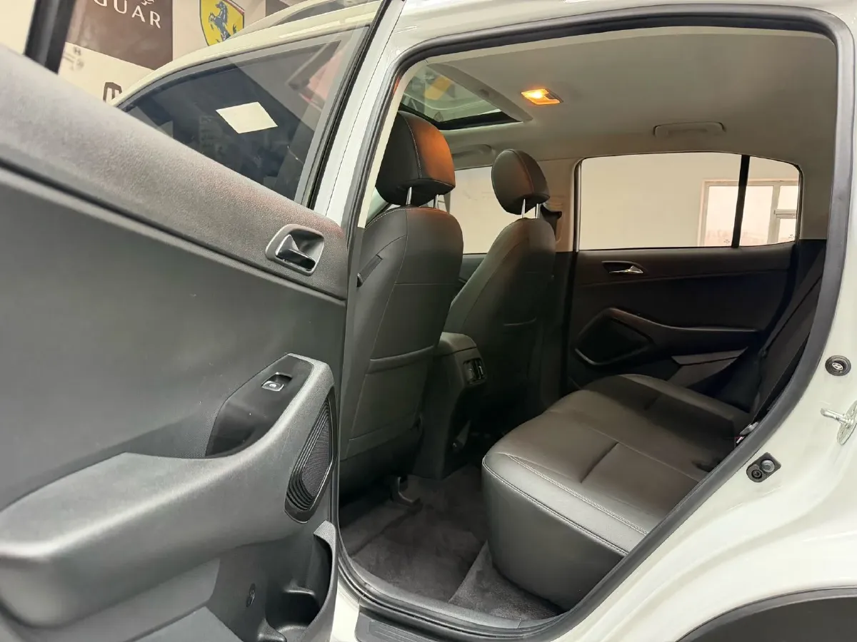 2021 Hyundai ix35 1.4T 140HP L4 7DCT,autocango,china used car exporter,china ev exporter,chinese used car exporter,chinese used ev exporter