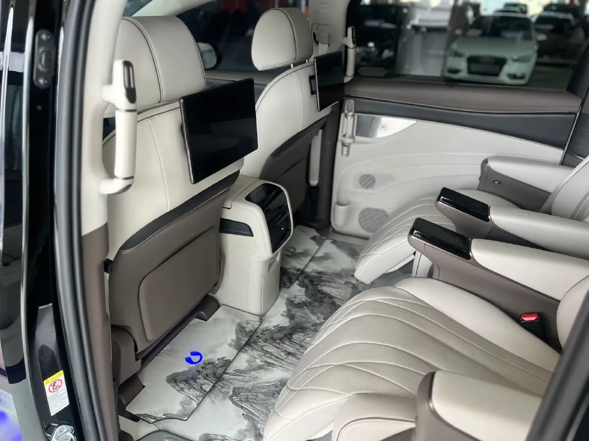 2022 Mercedes-Benz GLC Class 2.0T 197HP L4 9AT,autocango,china used car exporter,china ev exporter,chinese used car exporter,chinese used ev exporter