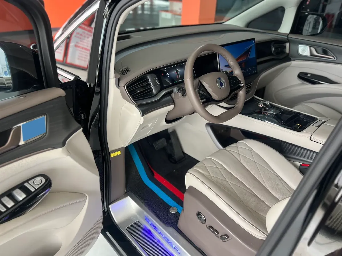 2022 Mercedes-Benz GLC Class 2.0T 197HP L4 9AT,autocango,china used car exporter,china ev exporter,chinese used car exporter,chinese used ev exporter