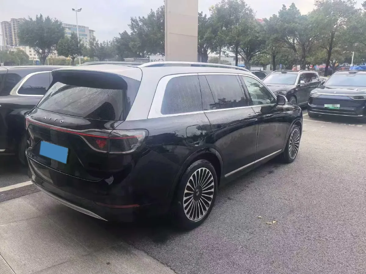 2024 AITO AITO M9 1.5T 152HP L4 REEV 42KWH,autocango,china used car exporter,china ev exporter,chinese used car exporter,chinese used ev exporter