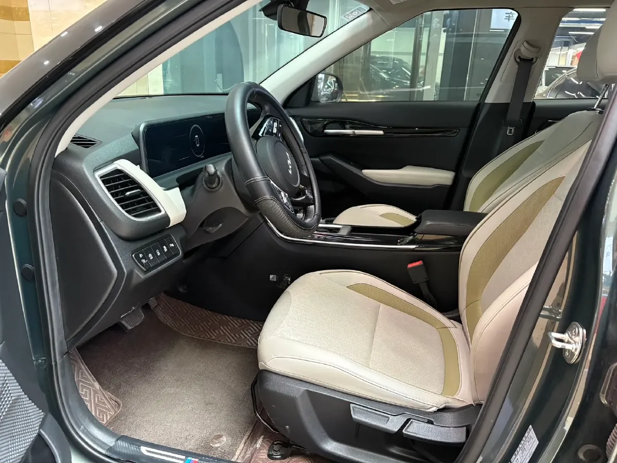 2023 Kia Seltos 1.5L 115HP L4 CVT,autocango,china used car exporter,china ev exporter,chinese used car exporter,chinese used ev exporter