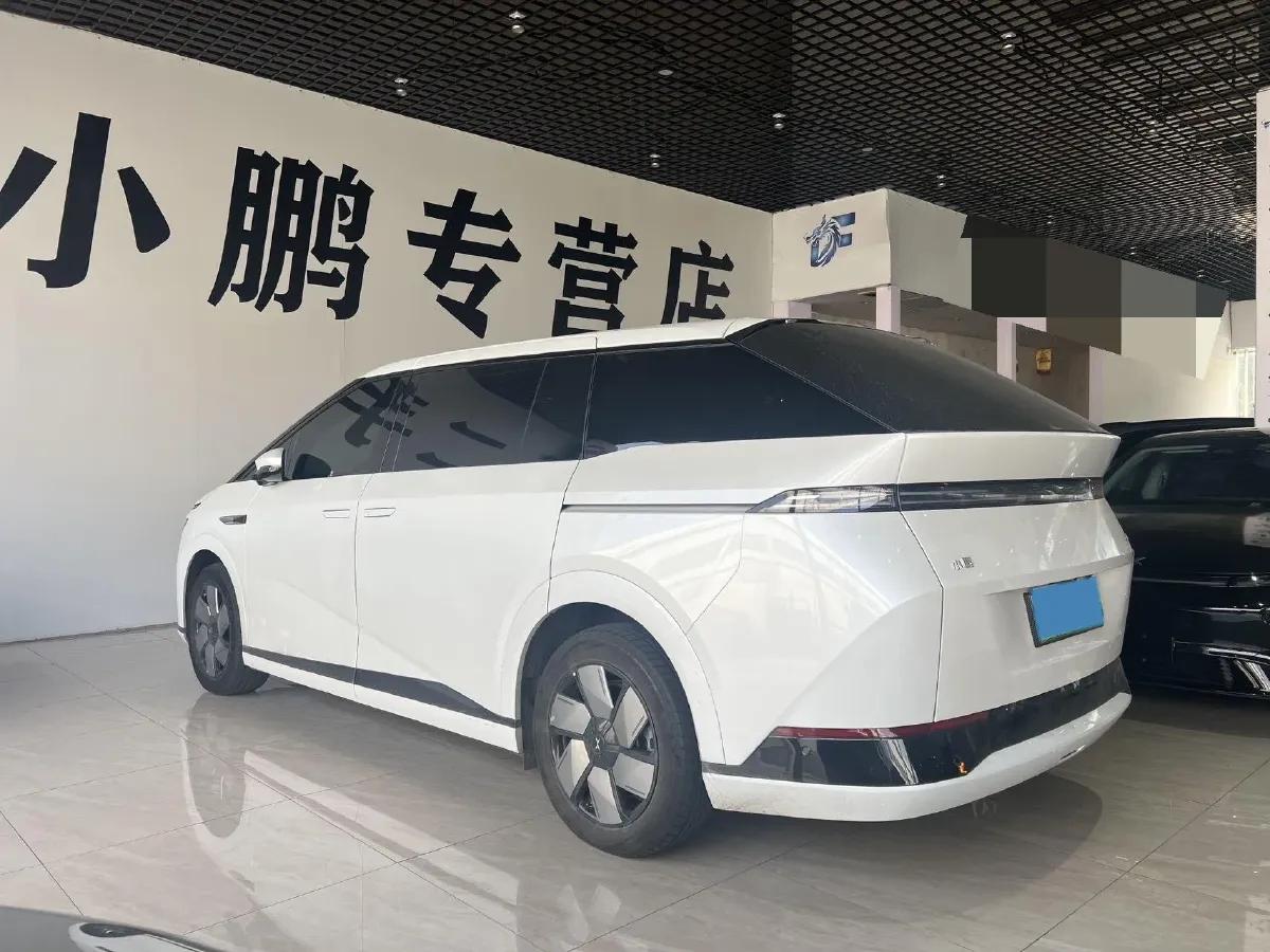 2024 Xpeng X9 BEV 101.5KWH,autocango,china used car exporter,china ev exporter,chinese used car exporter,chinese used ev exporter