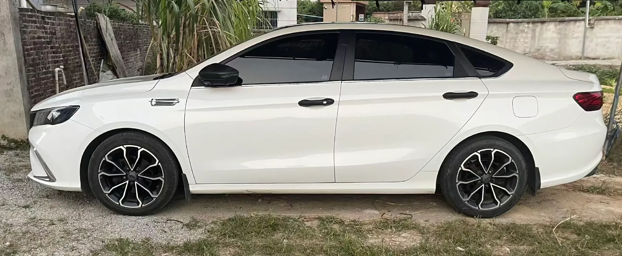 2021 Geely Binray 1.4T 141HP L4 CVT,autocango,china used car exporter,china ev exporter,chinese used car exporter,chinese used ev exporter