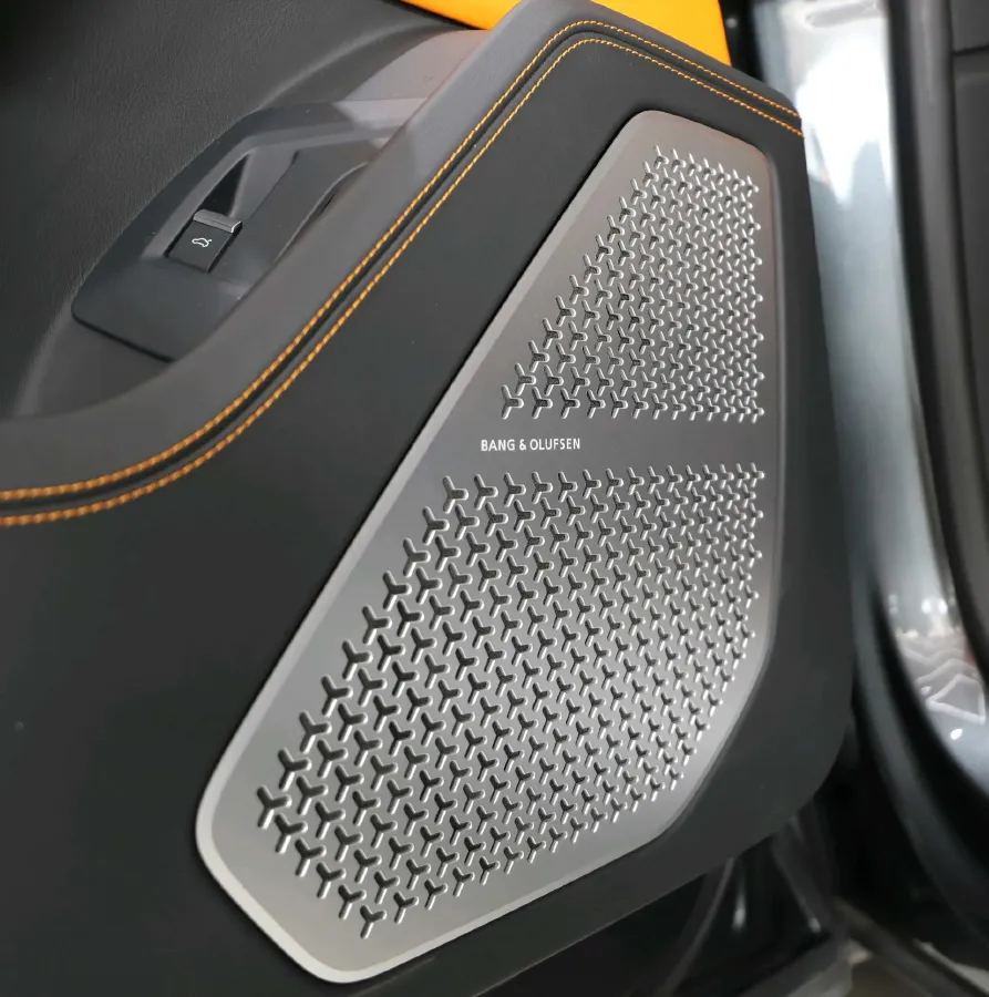 2021 Lamborghini Urus 4.0T 641HP V8 8AT,autocango,china used car exporter,china ev exporter,chinese used car exporter,chinese used ev exporter